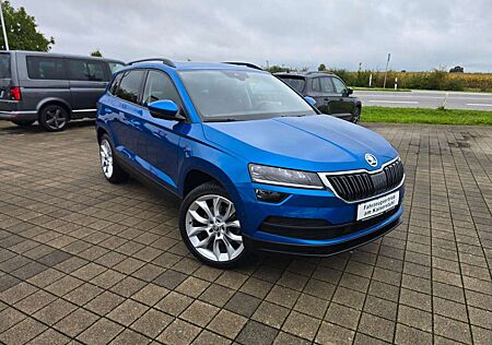 Skoda Karoq Style 4x4 LED AHK STANDHZ PANORAMA