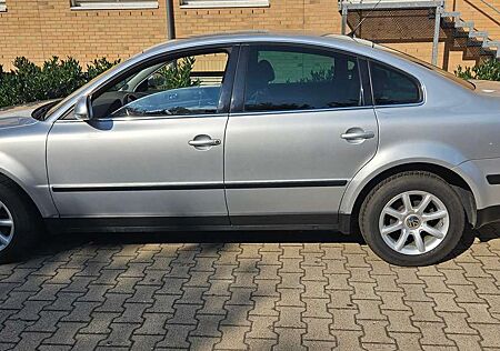 VW Passat Volkswagen 2.0 5V Comfortline