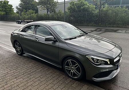 Mercedes-Benz CLA 180 AMG Line