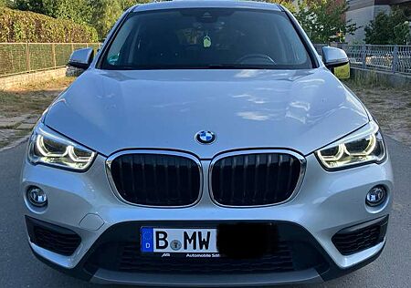 BMW X1 xDrive 20i in gutem Zustand