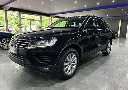 VW Touareg Volkswagen V6 TDI Terrain Tech 4Motion /LEDER / EU6
