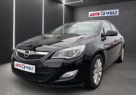 Opel Astra J 2.0 CDTI Xenon Navi Kamera Tempomat USB