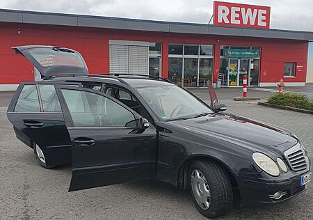Mercedes-Benz E 280 E-Klasse T-Modell Diesel T CDI Classic DPF Sport Edition AMG