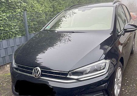 VW Golf Sportsvan Volkswagen 1.5 TSI ACT OPF Highline