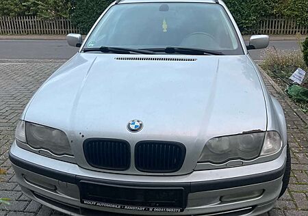 BMW 330 E46 33i