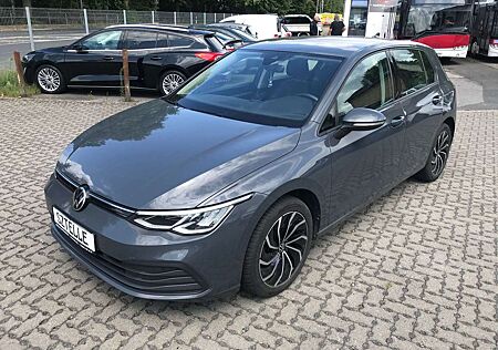 VW Golf Volkswagen VIII 1.0 Lim. Life