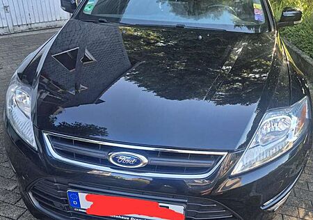 Ford Mondeo Turnier 1.6 Ti-VCT Champions Edition