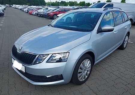 Skoda Octavia Combi 1.6TDI Navi DAB Klima TÜV neu PDC