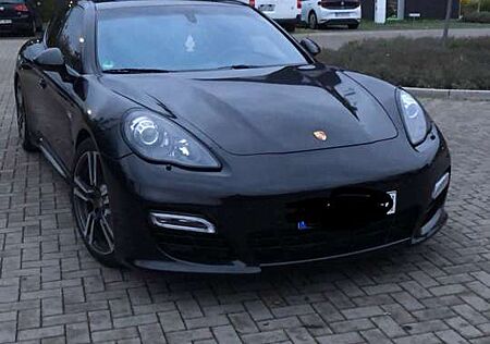 Porsche Panamera Panamra GTS PDK Chrono Voll