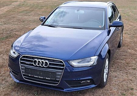 Audi A4 Avant 2.0 TDI DPF Quattro Attraction