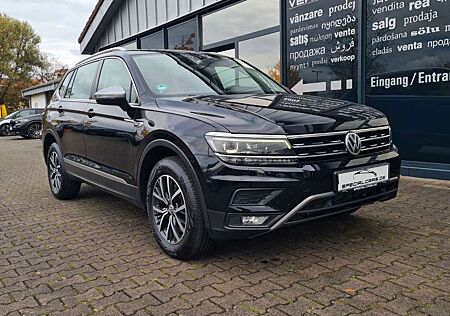 VW Tiguan Allspace Volkswagen Comfortline 4M - AHK - LED -