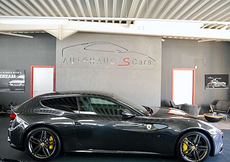 Ferrari FF *Daytona Sitze*P.Display*LED Lenkrad*Carbon*