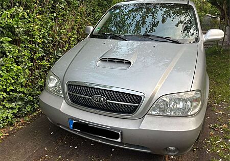 Kia Carnival CRDi EX