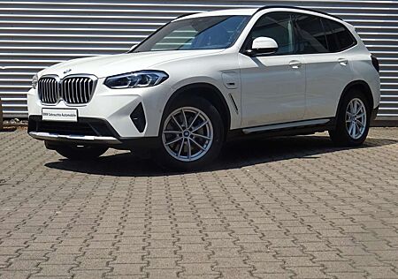 BMW X3 xDrive30e Laser LivePro HuD 360° AHK Panorama