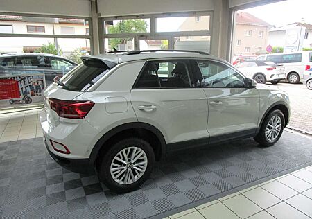 VW T-Roc Volkswagen Life,AHK, Navi, App Connect, Allwetterreifen