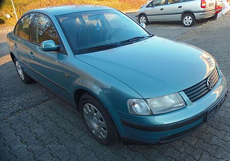 VW Passat Volkswagen 3B TÜV+ZR/WP neu viele neuteile