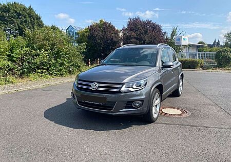 VW Tiguan Volkswagen 2.0 TDI SCR*EURO6* Lounge*Navi*RfK*Xenon