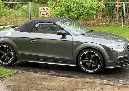 Audi TT Roadster Diesel Roadster 2.0 TDI quattro S