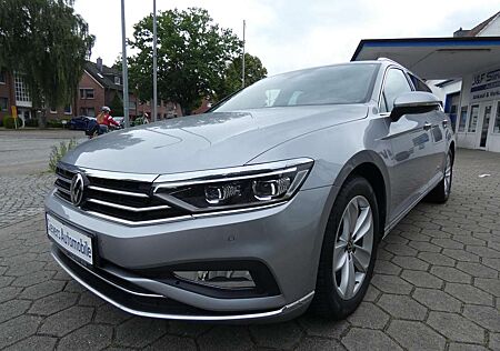 VW Passat Variant Volkswagen Passat Highline / Style / Elegance AHK Navi ACC