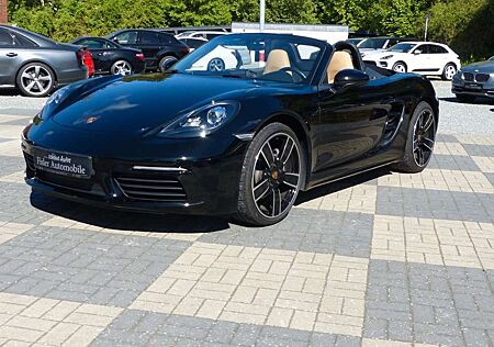Porsche Boxster 2.0 PDK Leder beige 20 Zoll BOSE Navi