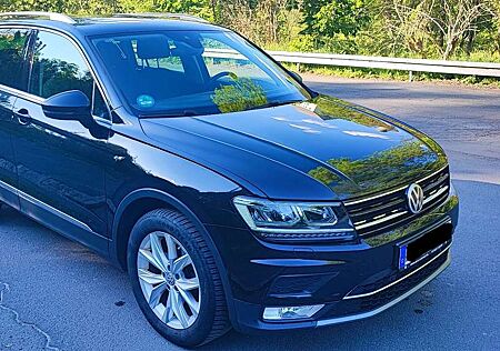 VW Tiguan Volkswagen 2.0 TDI SCR (BlueMotion Technology) Highline