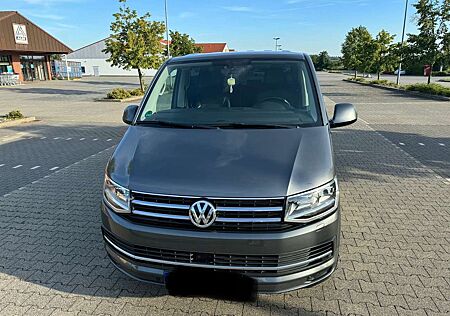 VW T6 Multivan Volkswagen Multivan Highline