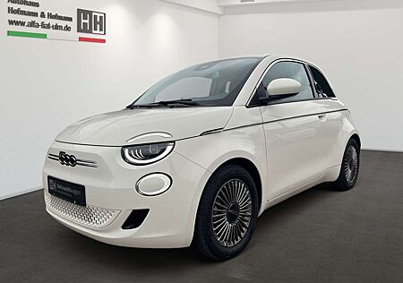 Fiat 500E Alus, CarPlay, abged. Scheiben, Spurhalteassistent