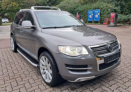 VW Touareg Volkswagen V8 Facelift Top Zustand Anhängelast 3,5t