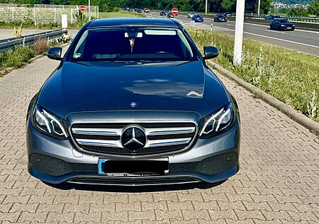 Mercedes-Benz E 220 d 9G-TRONIC Avantgarde