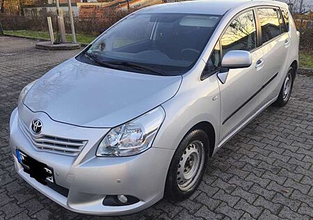Toyota Verso 2.0 D-4D Travel