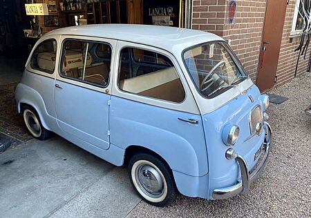 Fiat Multipla 600D
