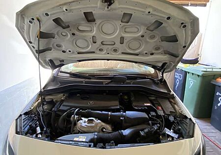 Mercedes-Benz B 180 (BlueEFFICIENCY)