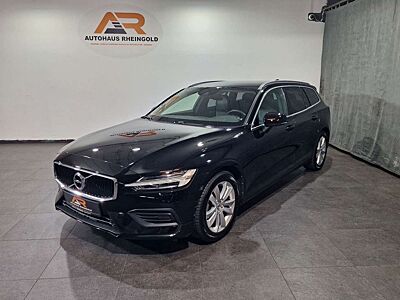 Volvo V60 Kombi Momentum Pro