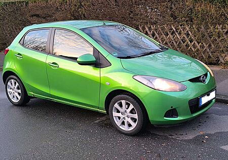Mazda 2 !!! JAHRE TÜV NEU !!! KAMERA/NAVI/PDC 4Season