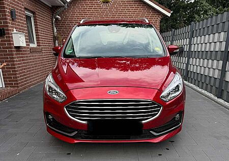 Ford Galaxy 2,0 EcoBlue 150 PS Titanium 7-Sitzer