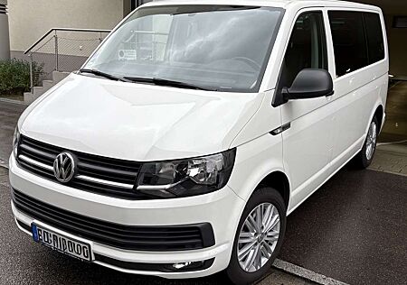 VW T6 Multivan Volkswagen Multivan Kurz Trendline