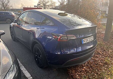 Tesla Model Y Long Range Dual Motor AWD