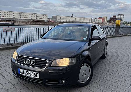 Audi A3 1.6 Attraction
