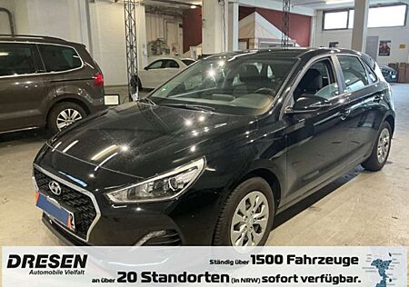 Hyundai i30 YES! 1.4 Navi Mehrzonenklima Fahrerprofil DAB SHZ