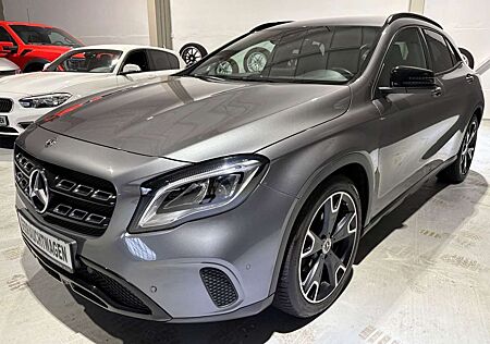 Mercedes-Benz GLA 180 AMG Line*Night Paket*LED*Navi*