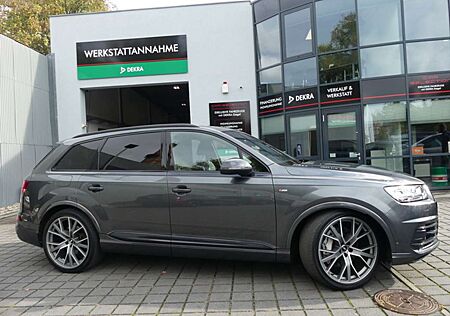 Audi Q7 50 TDI Quattro S line MATRIX/PANO/7SITZE/22LM