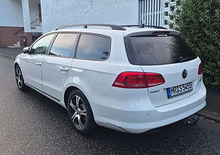 VW Passat Variant Volkswagen 2.0 TDI DSG BlueMotion Technology Business Edition