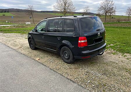 VW Touran Volkswagen 2.0 TDI Trendline