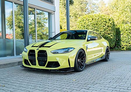 BMW M4 Coupe Competition/ SCHALEN/ YIDO/ M CARBON