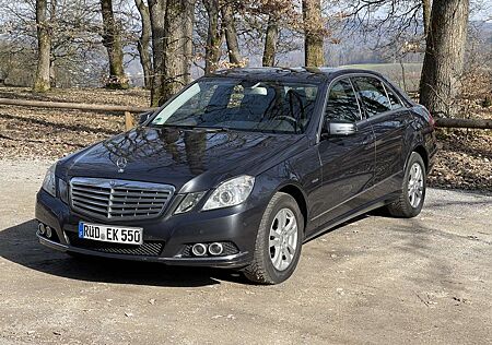 Mercedes-Benz E 350 CGI BlueEFFICIENCY Elegance | 2. Hand | Leder