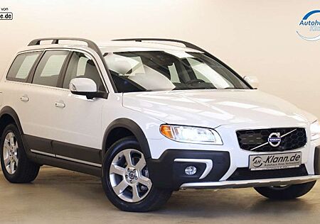 Volvo XC 70 XC70 2.4 D5 215PS Momentum AWD StdHei ACC 1.Hand