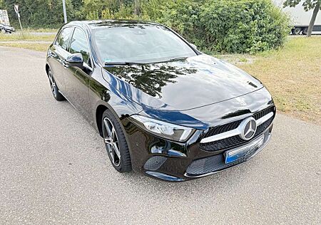 Mercedes-Benz A 180 A-Klasse 7G-DCT Progressive
