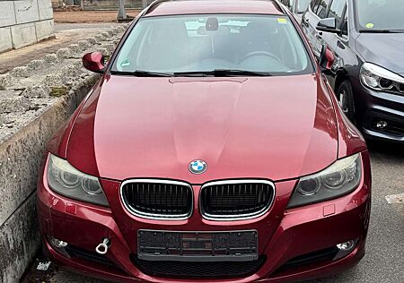 BMW 318d 318 DPF Touring Aut.