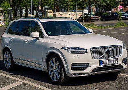 Volvo XC 90 XC90 XC90 D5 AWD Max Ausstattung 7-Sitzer, 360°, HUD