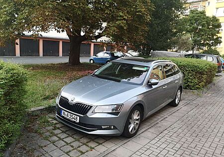 Skoda Superb III Combi Diesel Combi 2.0 TDI DSG Style